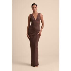 NWT Lulus Aveline Brown Jersey Knit Ruched Bodycon Maxi Dress Bridesmaid Gala M